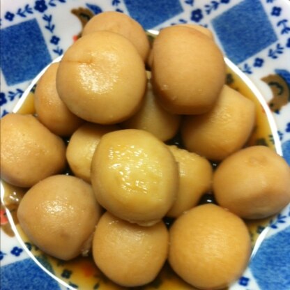 里芋は手がかゆくなるので、冷凍ばかり使います σ(^_^;)
優しい味でとても美味しかったです♪
ごちそうさまでした。